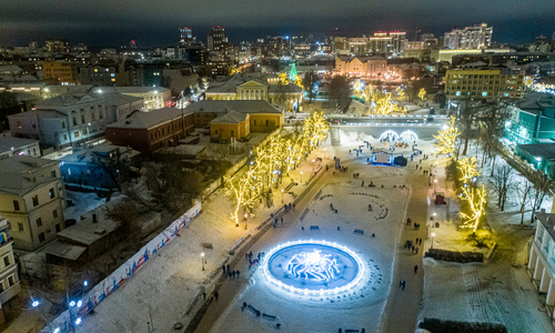 Световое оформление городского пространства